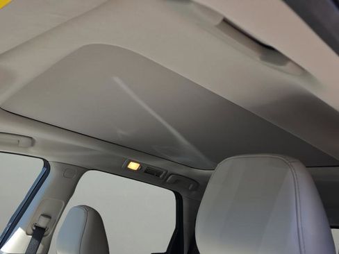 Used 2022 Nissan Pathfinder Platinum w/ Cargo Package image 12