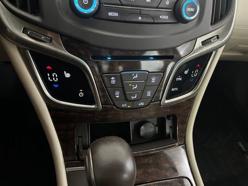Used 2016 Buick LaCrosse Leather FWD image 71