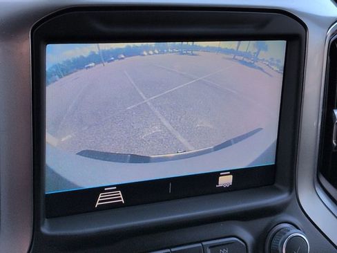 Used 2022 Chevrolet Silverado 2500 LT w/ Convenience Package image 20