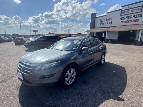 Used 2010 Honda Crosstour EX-L image 2