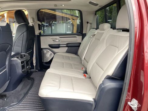 Used 2022 RAM 1500 Limited AWD/4WD image 17