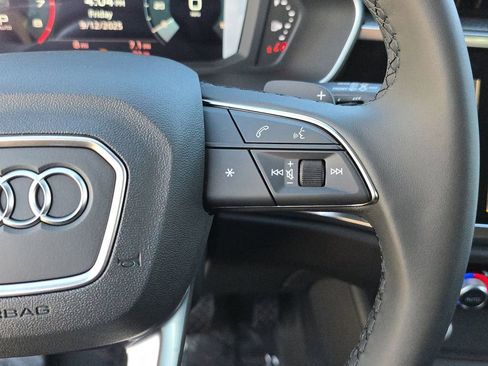 Certified 2025 Audi Q3 2.0T Premium w/ Convenience Package image 21