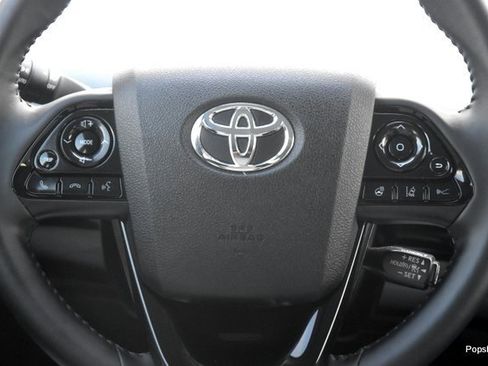 Used 2022 Toyota Prius L Eco image 14