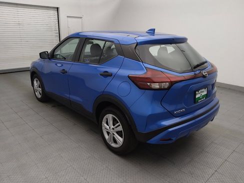Used 2024 Nissan Kicks S FWD image 3