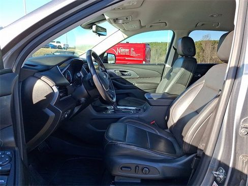 Used 2020 Chevrolet Traverse Premier image 13