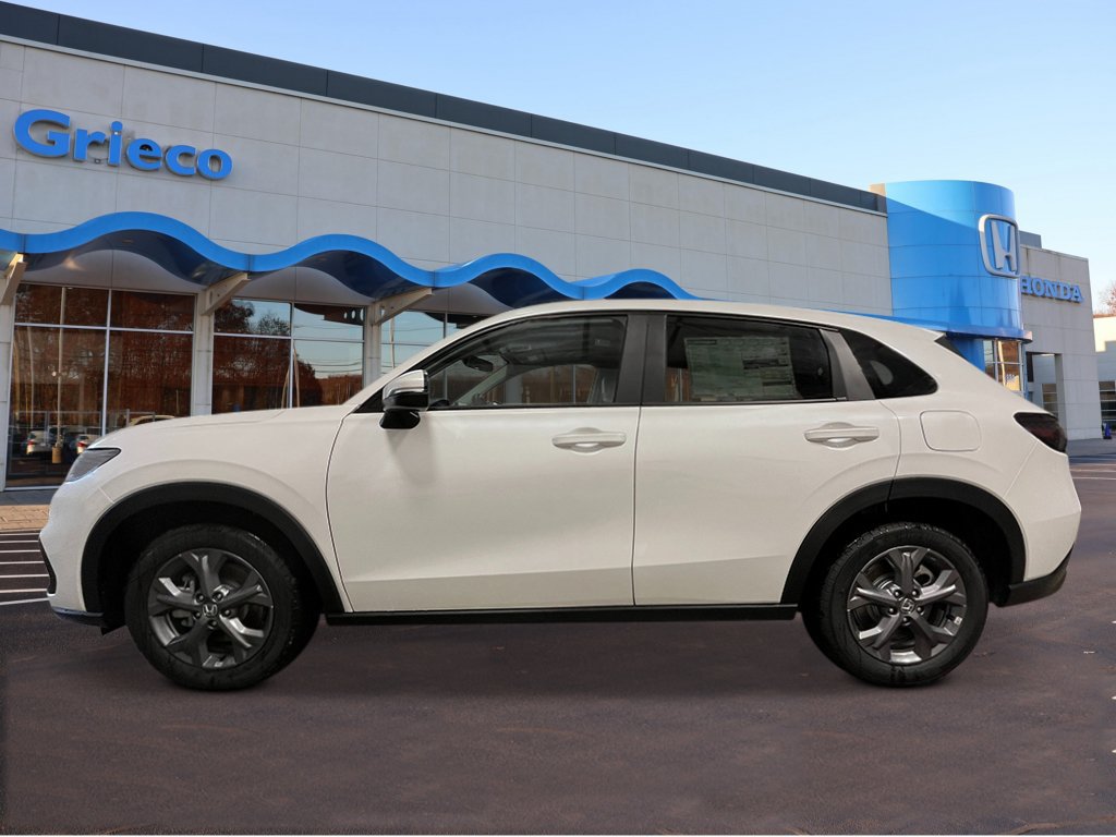 New 2027 Honda HR-V LX image 2