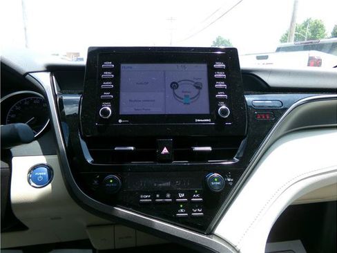 Used 2022 Toyota Camry LE w/ Cold Weather Package FWD image 6