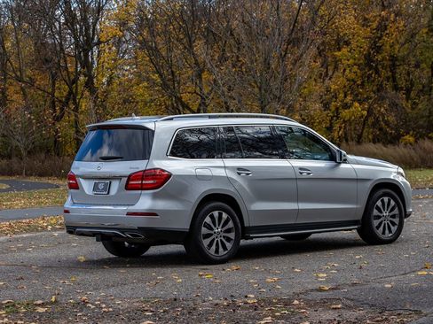 Used 2019 Mercedes-Benz GLS 450 4MATIC w/ Premium 1 Package image 4