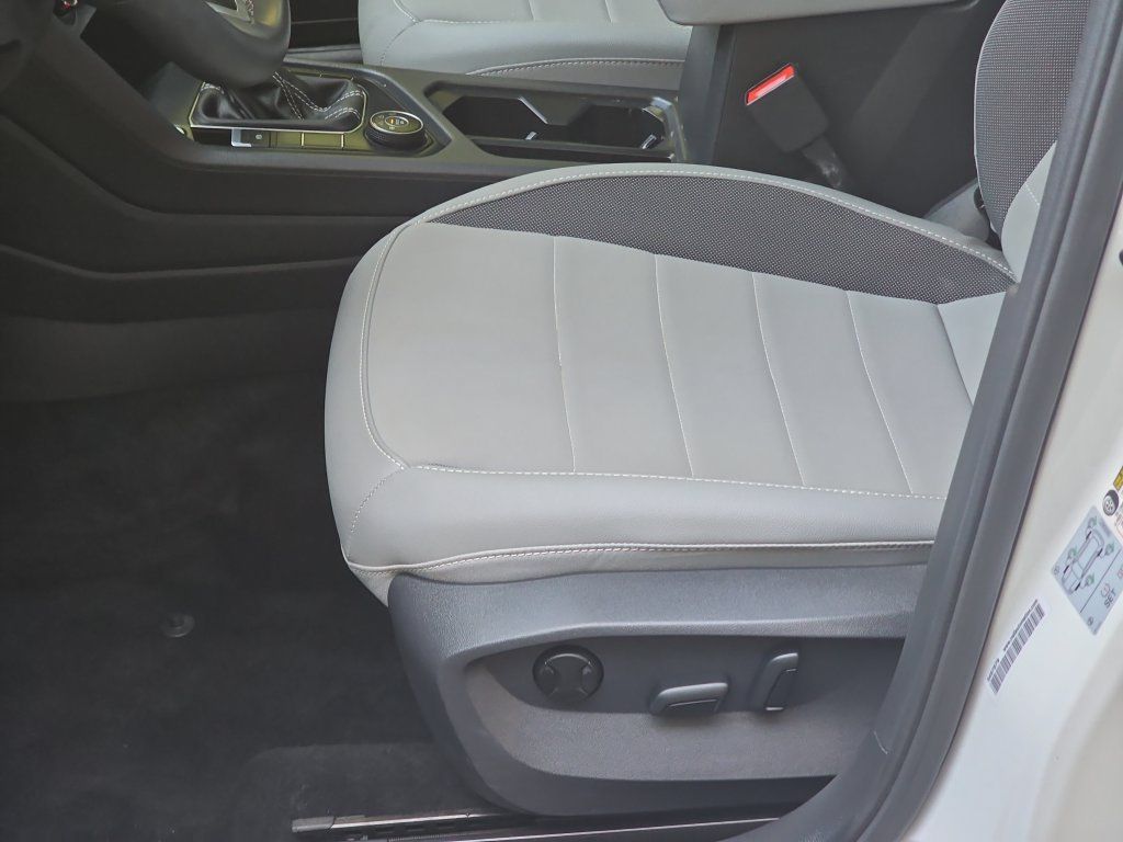 Used 2022 Volkswagen Taos SE AWD/4WD image 30