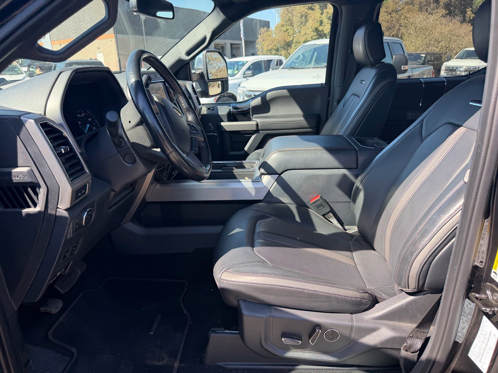 Used 2022 Ford F250 Platinum AWD/4WD image 10