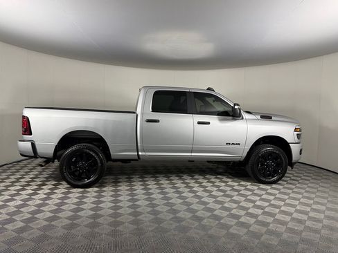 Used 2026 RAM 2500 Big Horn AWD/4WD image 5