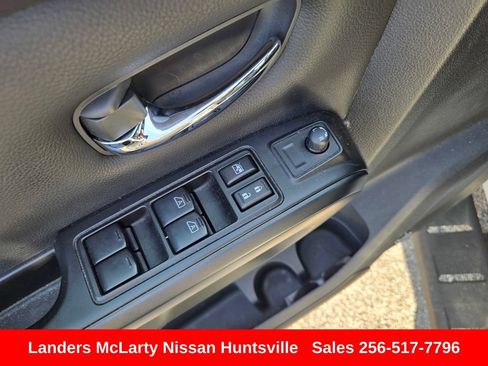 Used 2024 Nissan Titan PRO-4X w/ Pro-4x Utility Package AWD/4WD image 16