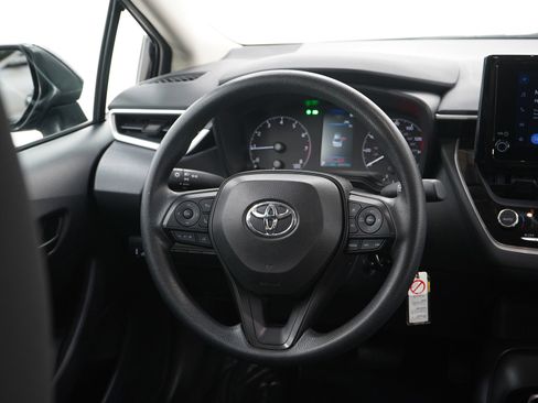 Used 2024 Toyota Corolla LE image 13