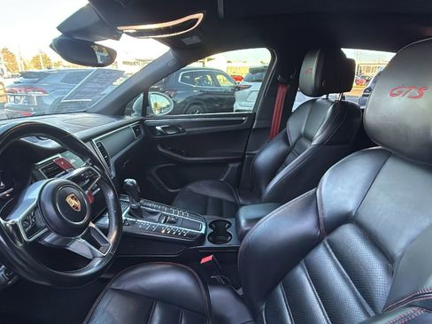 Used 2018 Porsche Macan GTS image 14
