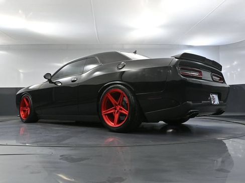 Used 2016 Dodge Challenger SRT Hellcat RWD image 68
