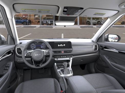 New 2026 Kia Seltos EX FWD image 14