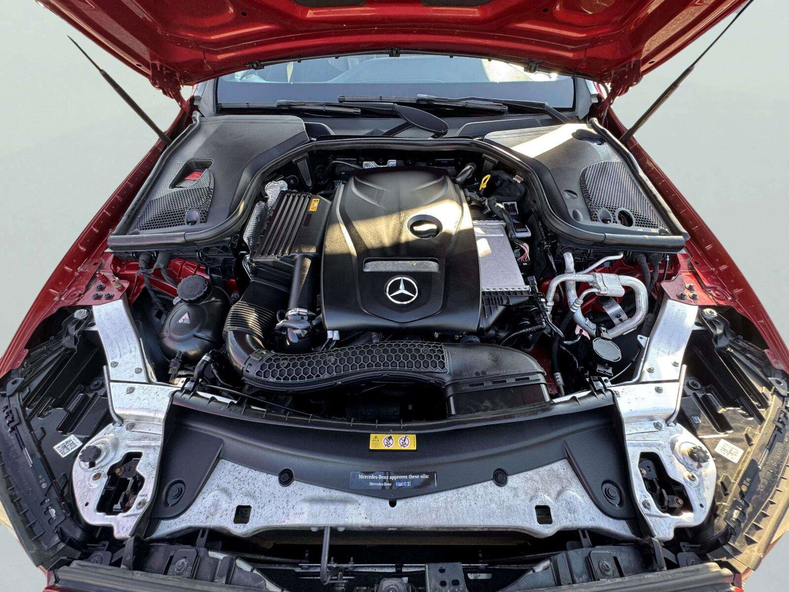 Used 2018 Mercedes-Benz E 300 4MATIC image 53