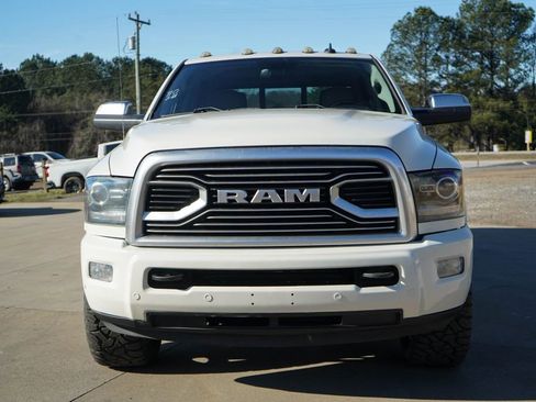Used 2018 RAM 3500 Laramie Longhorn image 10