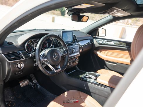 Used 2019 Mercedes-Benz GLE 43 AMG 4MATIC image 13