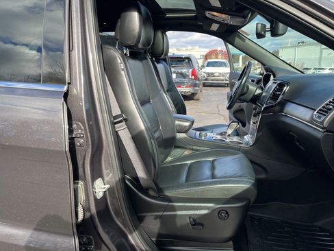 Used 2020 Jeep Grand Cherokee Limited image 15