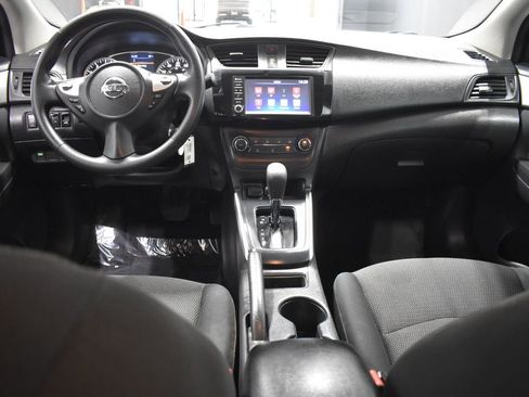 Used 2019 Nissan Sentra S w/ Appearance Package image 13