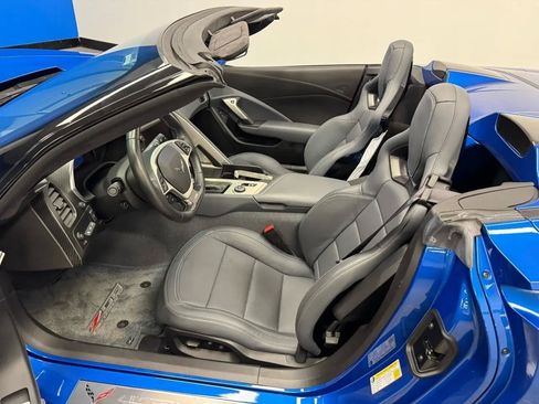 Used 2016 Chevrolet Corvette Z06 w/ 3LZ Preferred Equipment Group RWD image 15