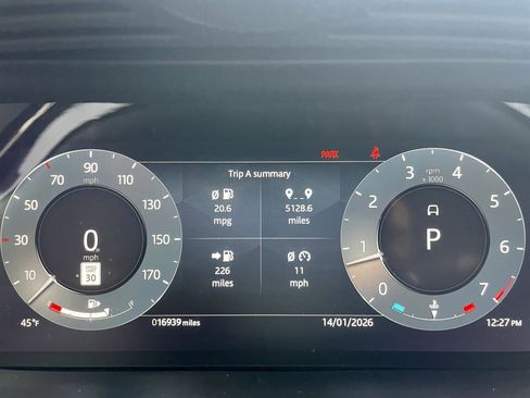 Certified 2024 Land Rover Range Rover Evoque Dynamic SE image 28