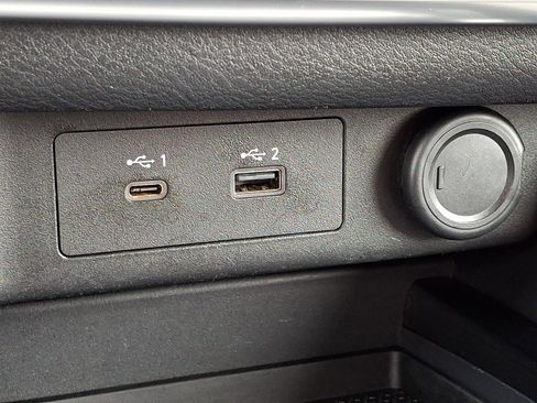 Used 2021 Nissan Rogue SV image 23