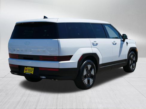 Certified 2026 Hyundai Santa Fe SE AWD/4WD image 7