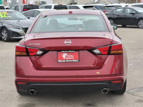 Used 2024 Nissan Altima 2.5 SR image 6