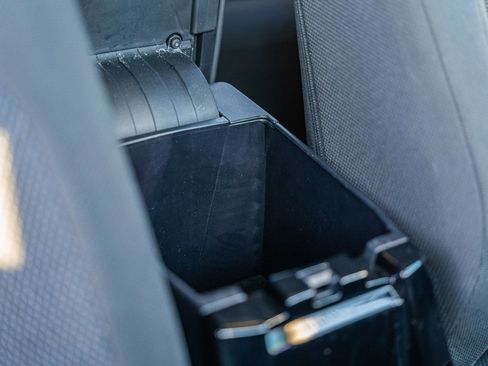 Used 2022 Toyota Corolla SE image 11