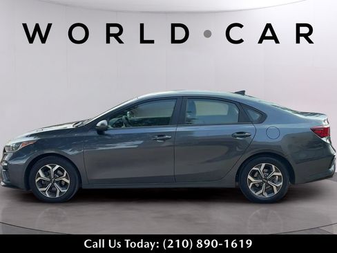 Used 2021 Kia Forte LXS FWD image 10