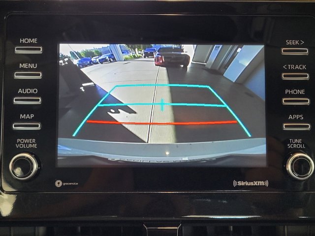 Used 2022 Toyota Camry SE FWD image 11