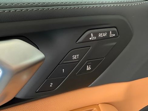 Certified 2026 BMW X7 xDrive40i AWD/4WD image 25