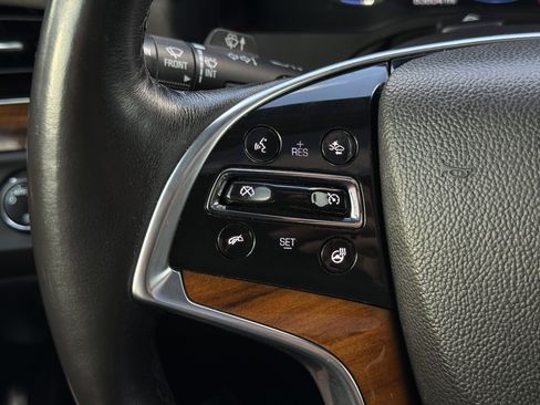Used 2017 Cadillac Escalade Premium Luxury image 17