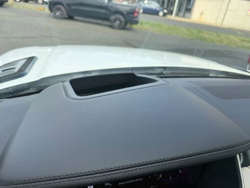 Used 2019 Land Rover Range Rover Sport HSE AWD/4WD image 24