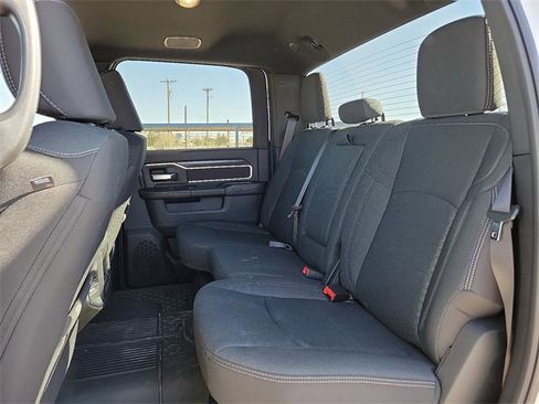 Used 2025 RAM 3500 Big Horn image 8