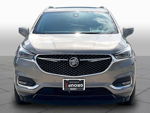 Used 2018 Buick Enclave Avenir w/ Avenir Technology Package FWD image 4