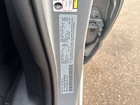 Used 2021 RAM 1500 Big Horn AWD/4WD image 36
