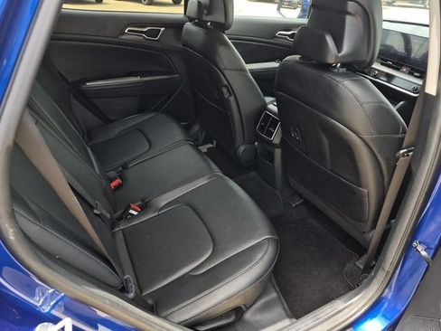 Used 2023 Kia Sportage EX FWD image 16
