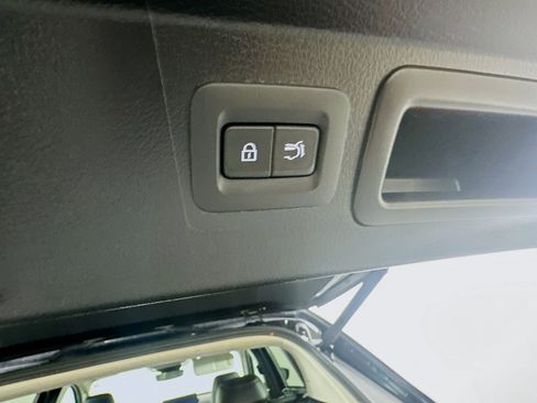 Used 2025 MAZDA CX-50 AWD 2.5 S w/ Premium Package image 30