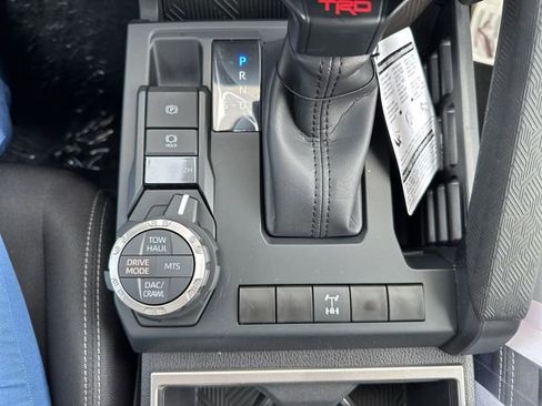 New 2026 Toyota Tacoma TRD Off-Road AWD/4WD image 18