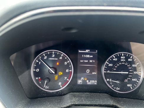Certified 2022 Subaru Outback Premium AWD/4WD image 5