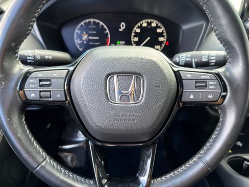 Used 2025 Honda HR-V EX-L image 11