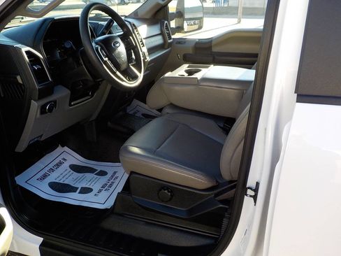 Used 2021 Ford F250 XL w/ STX Appearance Package image 11