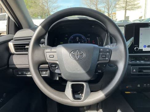 Used 2026 Toyota Camry LE w/ Convenience Package image 19