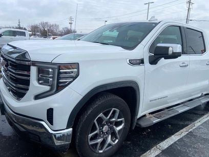 Used 2023 GMC Sierra 1500 SLT w/ SLT Convenience Package