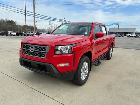 Used 2023 Nissan Frontier SV w/ SV Convenience Package image 2