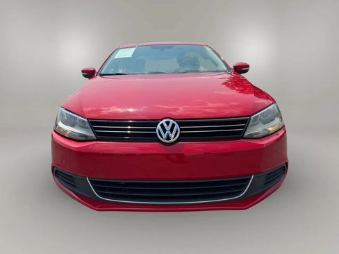 Used 2014 Volkswagen Jetta SE FWD image 3