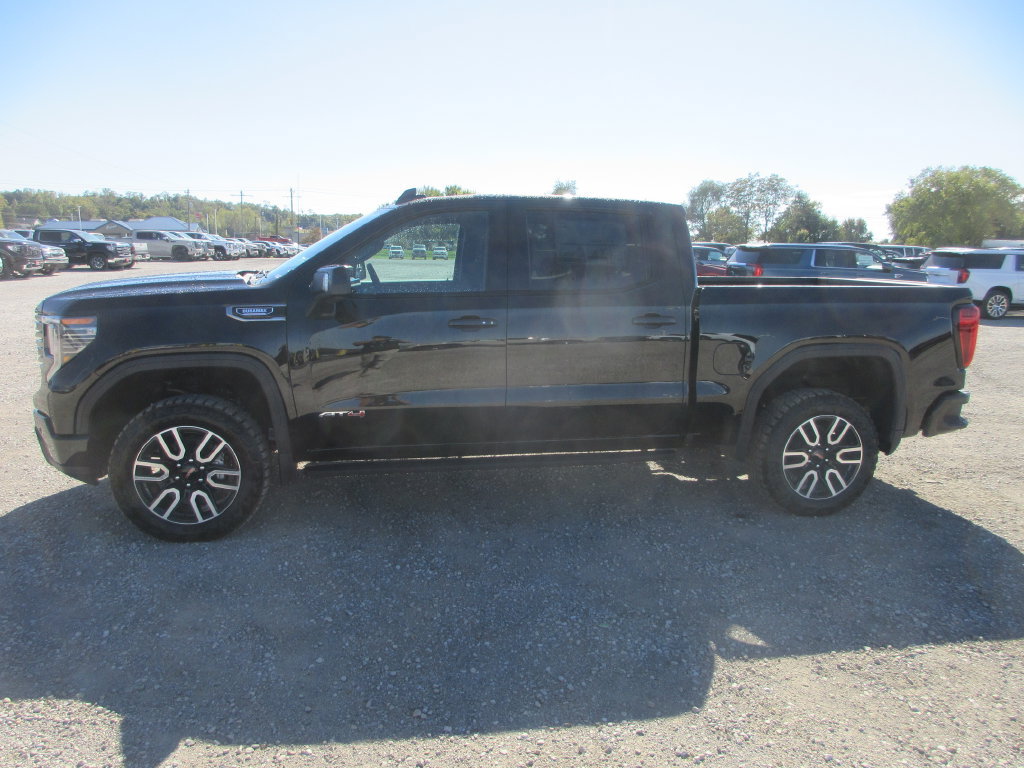 New 2026 GMC Sierra 1500 AT4 w/ AT4 Premium Package AWD/4WD image 9